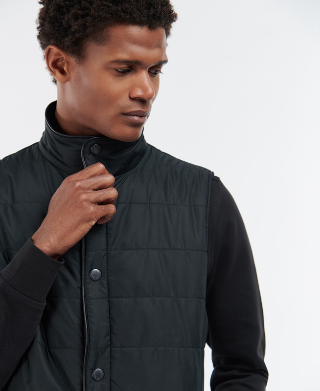 Men's Barbour Farnham Vest Black | FGAHCT-529