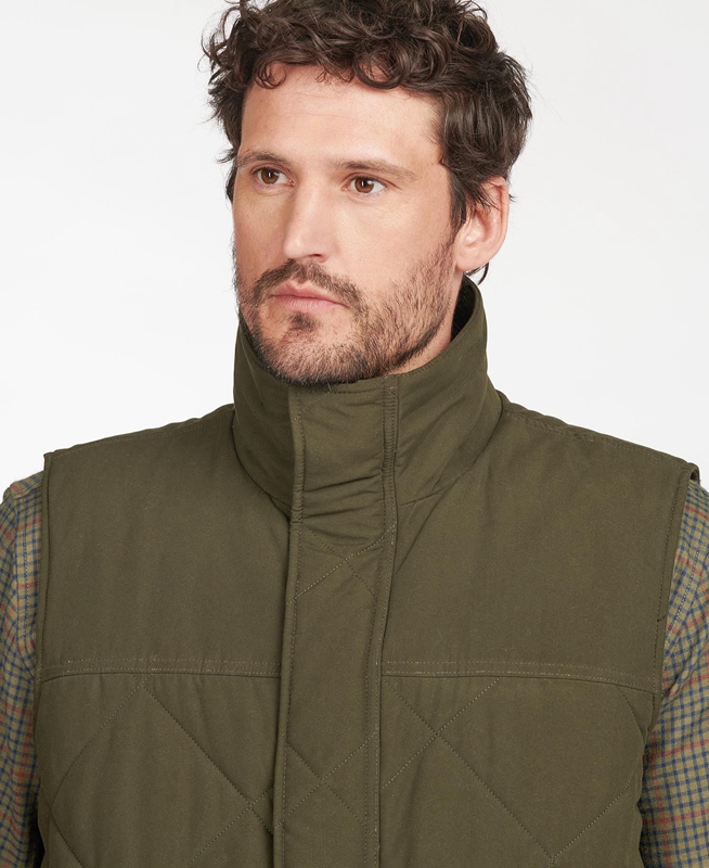 Men's Barbour Winterdale Vest Olive | NRQHYT-486