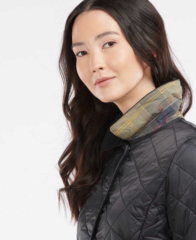 Women's Barbour Steppjacke Deveron Polarquilt Quilted Jackets Black | IEODLP-924